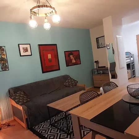 De L'isard Bleu, Dans Résidence De Tourisme 3 étoiles Appartement *