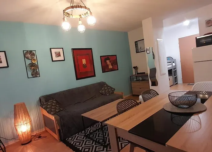 De L'isard Bleu, Dans De Tourisme 3 Etoiles Appartement *