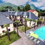 De L'isard Bleu, Dans Résidence De Tourisme 3 étoiles * Lourdes